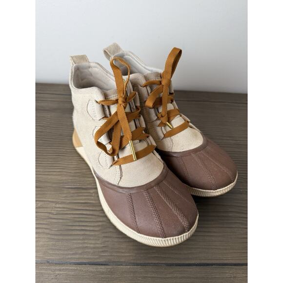 Sorel x Calia Women's Out 'N About III Classic Boot — Leather & Suede SIZE 9.5 - Picture 1 of 7